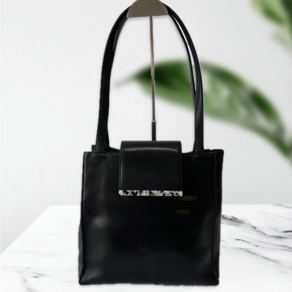 Valentino Garavani Black Leather Shoulder Bag with COA - Picture 1 of 1